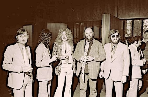 When whispers spread that the band wouldn’t play, guests leaned in — confused, concerned. It was Jimmy Page’s daughter’s wedding, and something felt… unfinished. Then, without a word, Robert Plant stepped forward. No spotlight. No speech. Just him, barefoot in the grass, holding decades of history in his hands. He began to sing “Thank You,” and the world seemed to stop spinning. Jimmy stood frozen, eyes locked on his old bandmate. The bride wept. Every lyric hung heavy, as if carried on the breath of memories no one dared speak aloud. This wasn’t just a song — it was a lifetime, whispered in melody. Plant didn’t steal the moment. He sanctified it. And in that quiet, trembling performance, Led Zeppelin’s soul stirred again — not for a crowd, but for love, for friendship, for family….